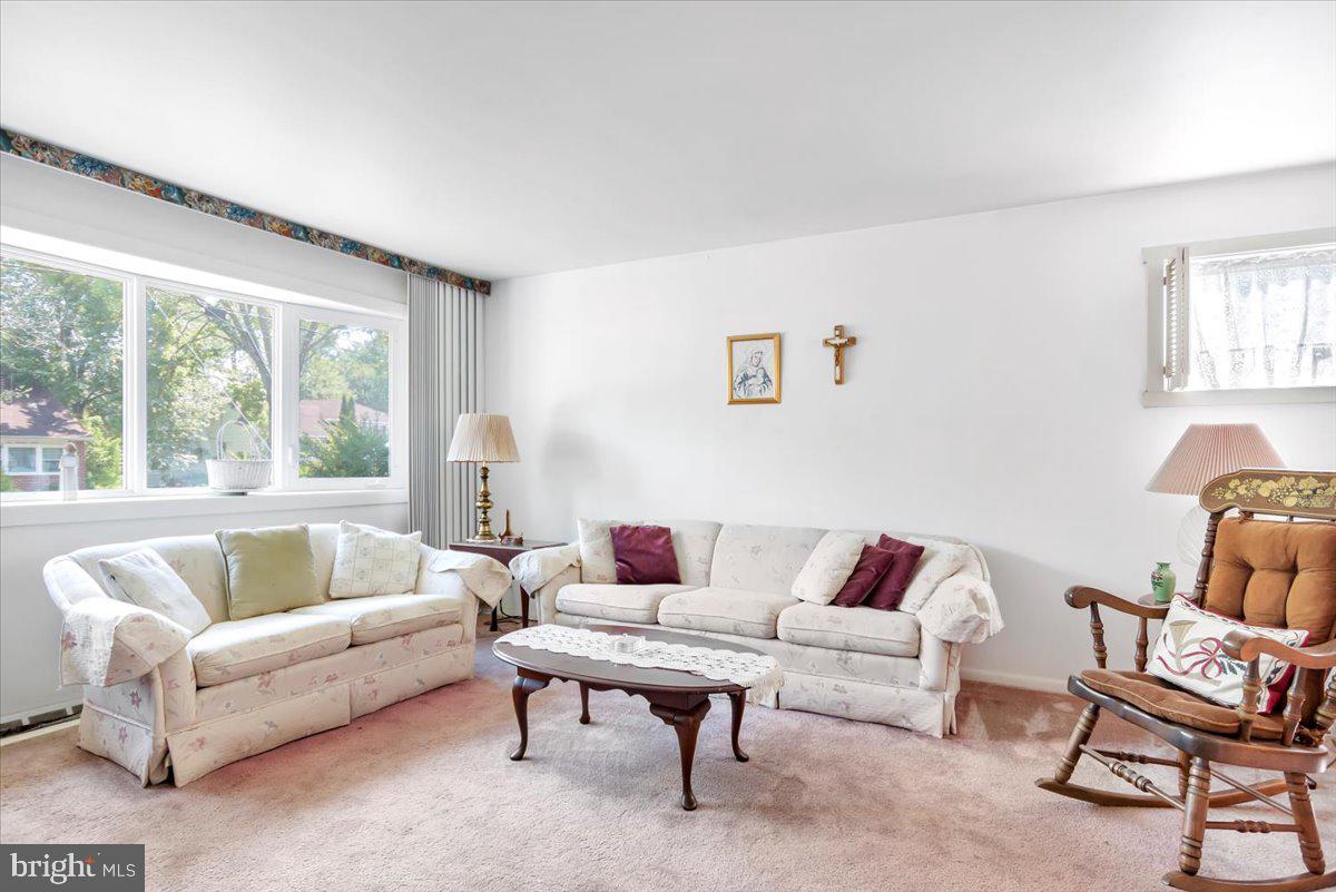 506 King George Road Cherry Hill, NJ 08034 - Photo 5 of 23 Gallery Image 5