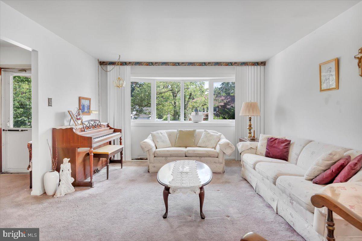 506 King George Road Cherry Hill, NJ 08034 - Photo 6 of 23 Gallery Image 6
