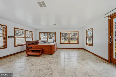 $400,000 | 124 Garwood Drive, Bear, DE 19701