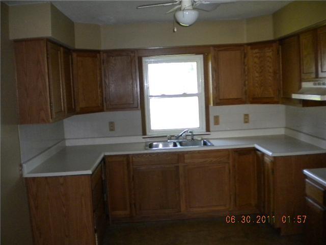 3440 Fisher Road Indianapolis, IN 46239 - Photo 3 of 7 Gallery Image 3