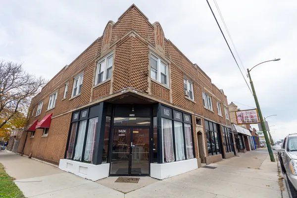 a view of a large building