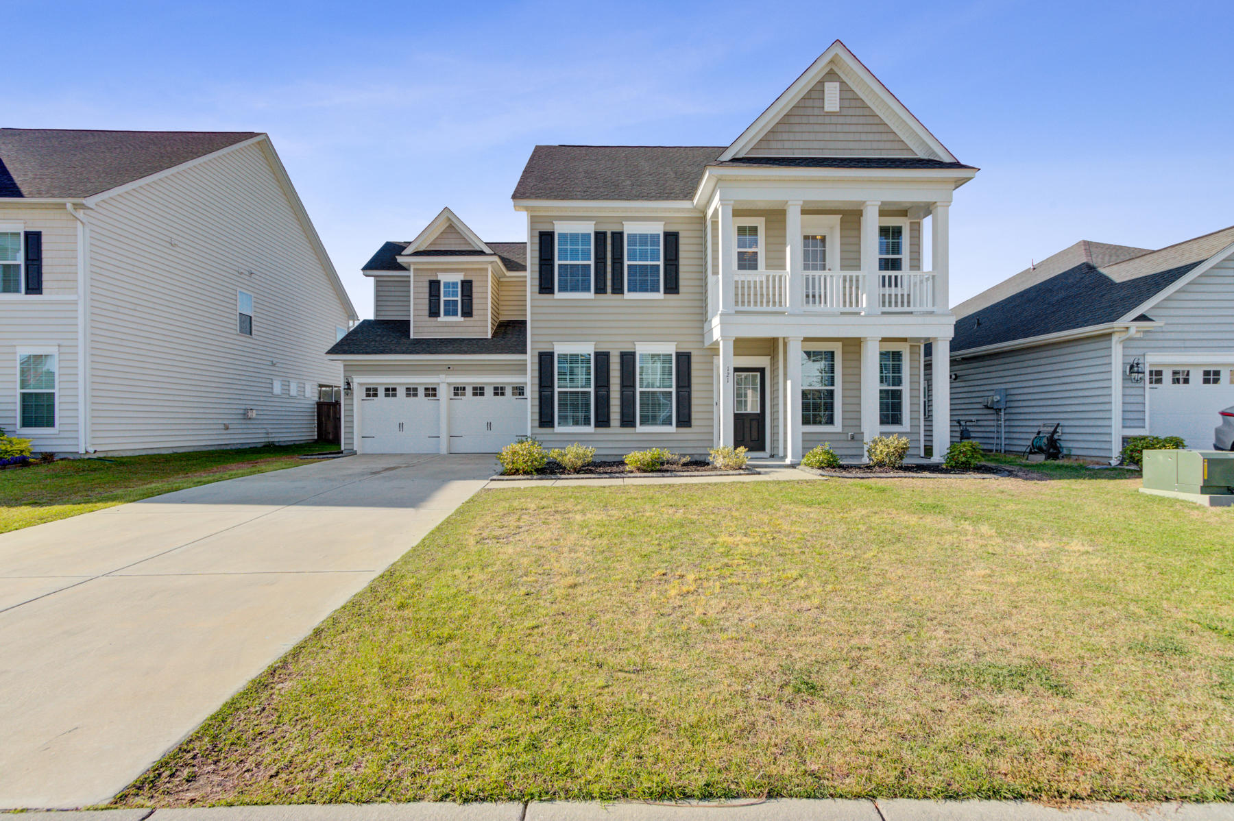 121 Radtko Road Summerville, SC 29486 - Photo 3 of 48 121 Radtko Dr, Summerville SC (10)