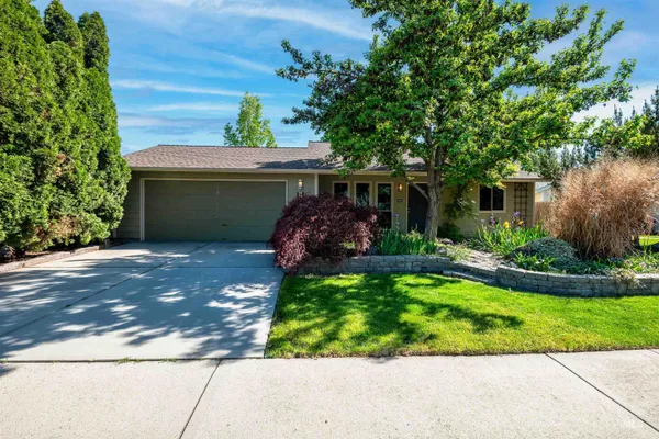 $349,900 | 5775 West Lucky Drive, Boise, ID 83703