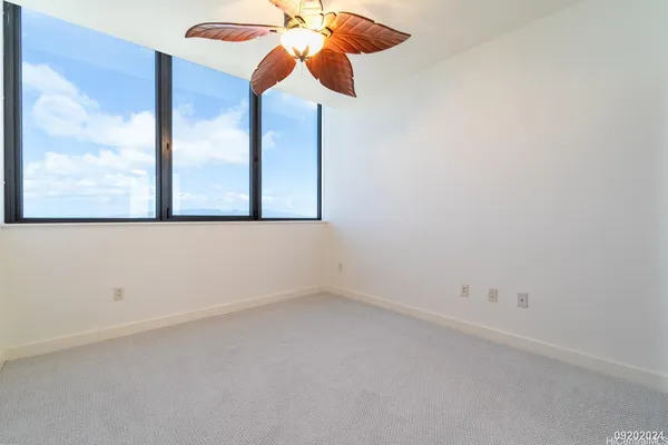 $4,300 | 600 Queen Street, Unit 4201, Honolulu, HI 96813