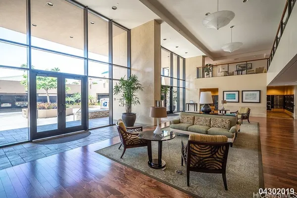 $4,300 | 600 Queen Street, Unit 4201, Honolulu, HI 96813