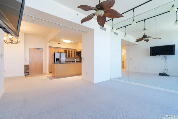 $4,300 | 600 Queen Street, Unit 4201, Honolulu, HI 96813