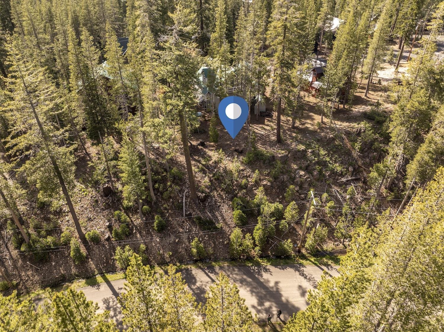 7227 Palisade Road Soda Springs, CA 95728 - Photo 4 of 9