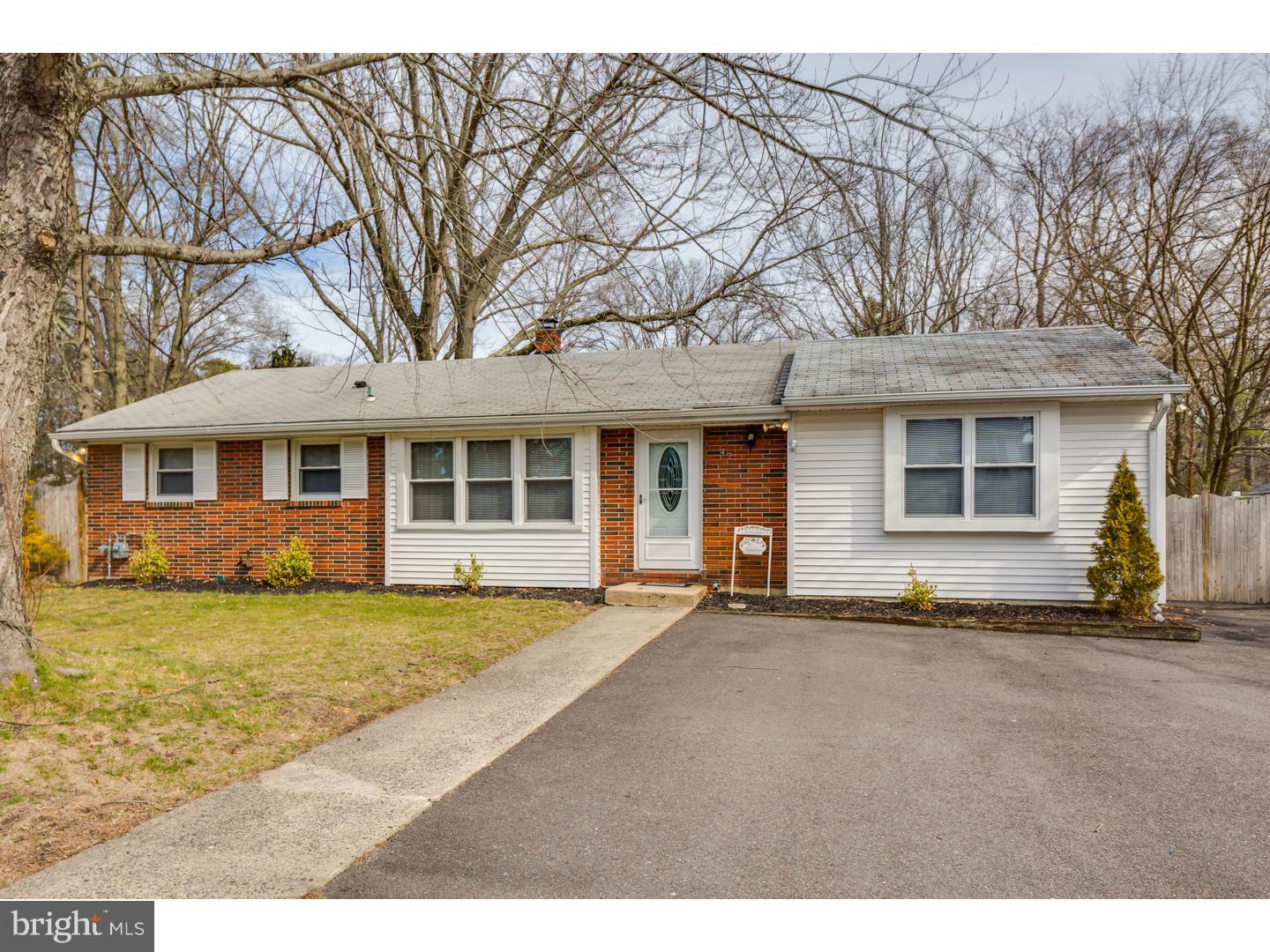 42 Johnson Road Gibbsboro, NJ 08026 - Photo 1 of 22