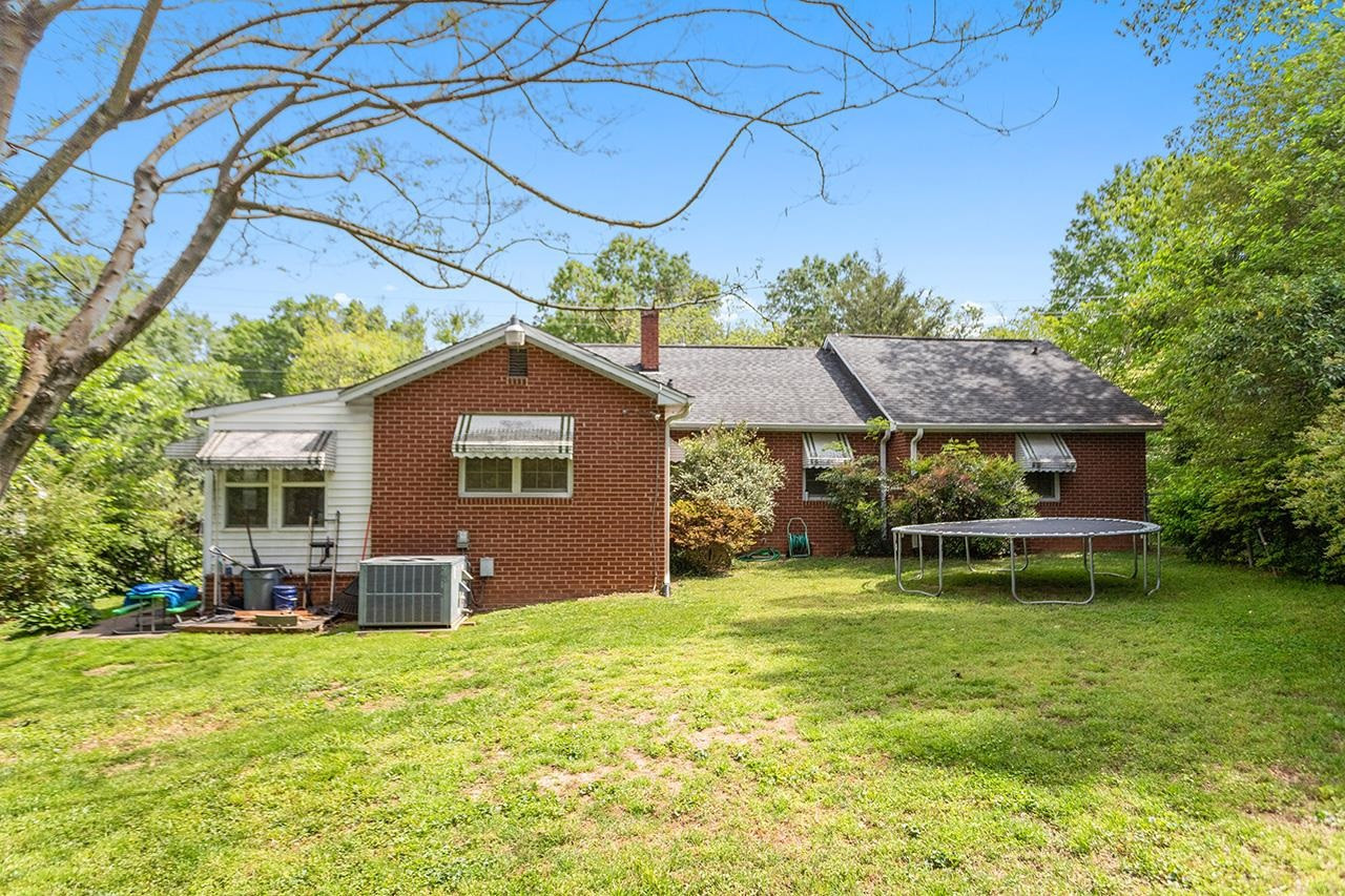 805 North King Charles Road Raleigh, NC 27610 - Photo 29 of 31 Photo 29