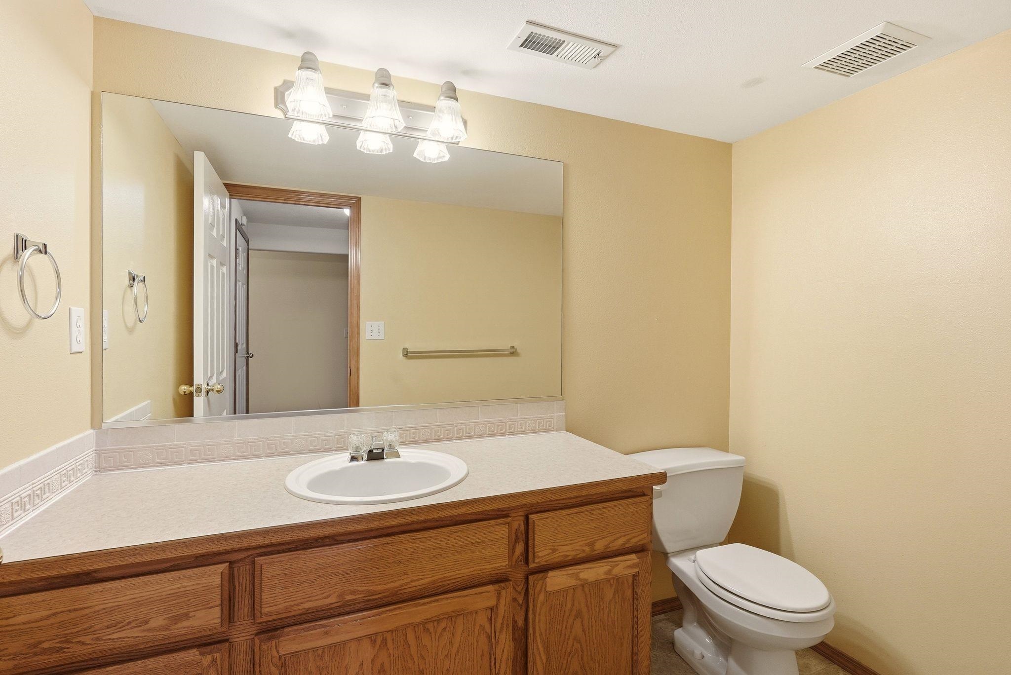 307 West Greta Lane Spokane, WA 99208 - Photo 23 of 37