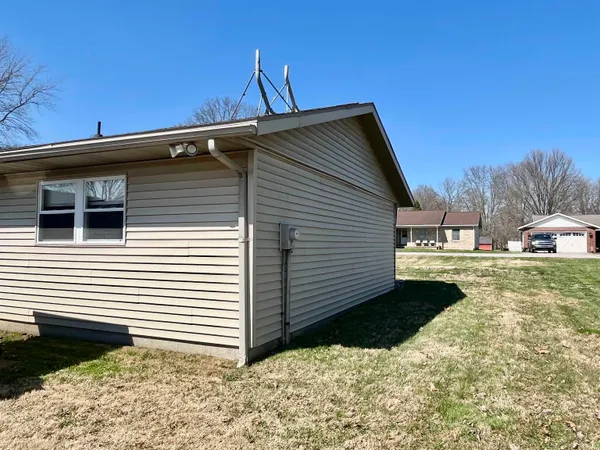 $209,000 | 757 West Donder Lane, Santa Claus, IN 47579