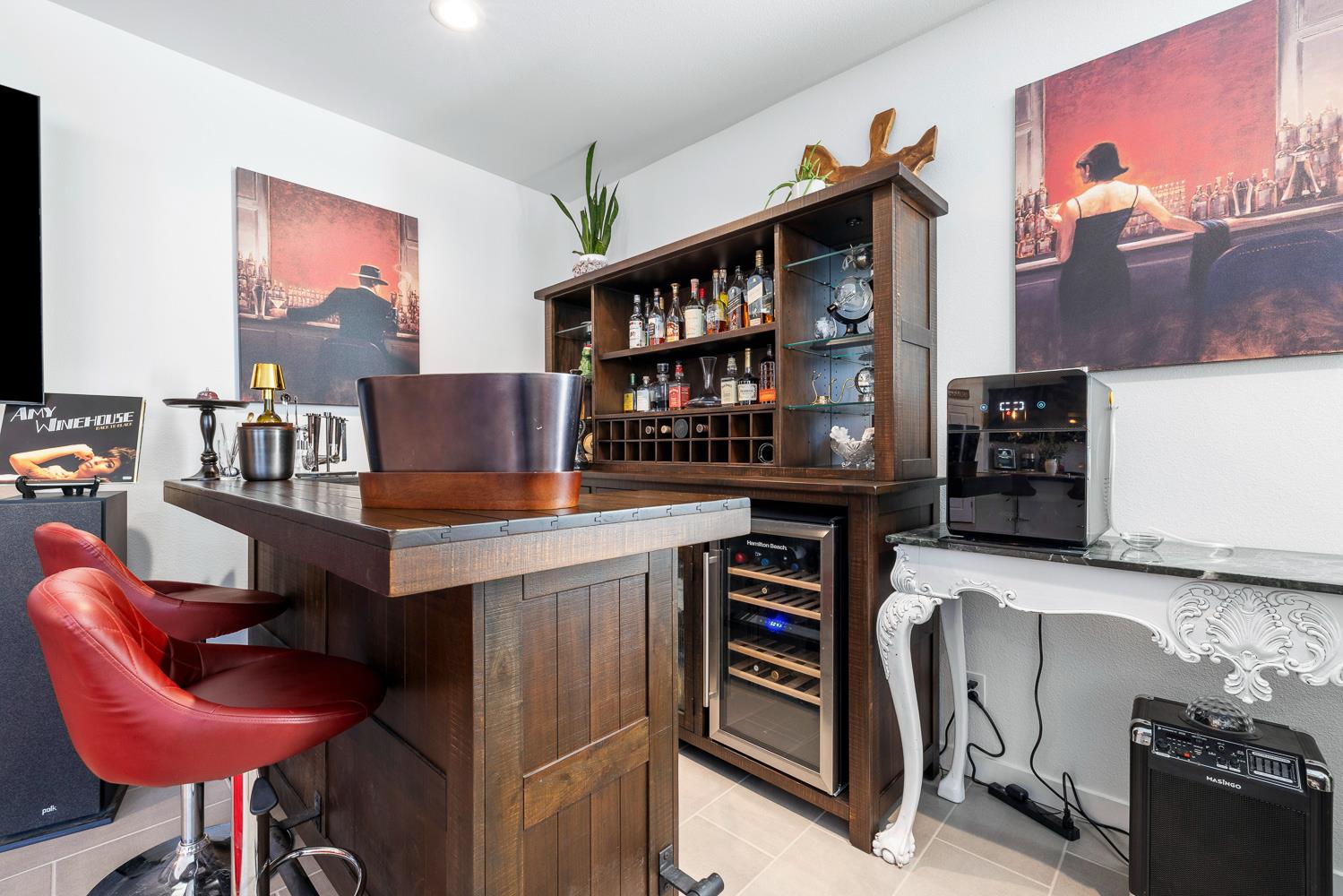 4286 Oak Knoll Road Madera, CA 93636 - Photo 5 of 43 a view of a workspace with furniture