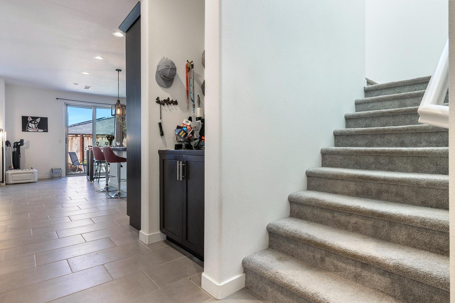 4286 Oak Knoll Road Madera, CA 93636 - Photo 9 of 43 a view of entryway and hall with wooden floor