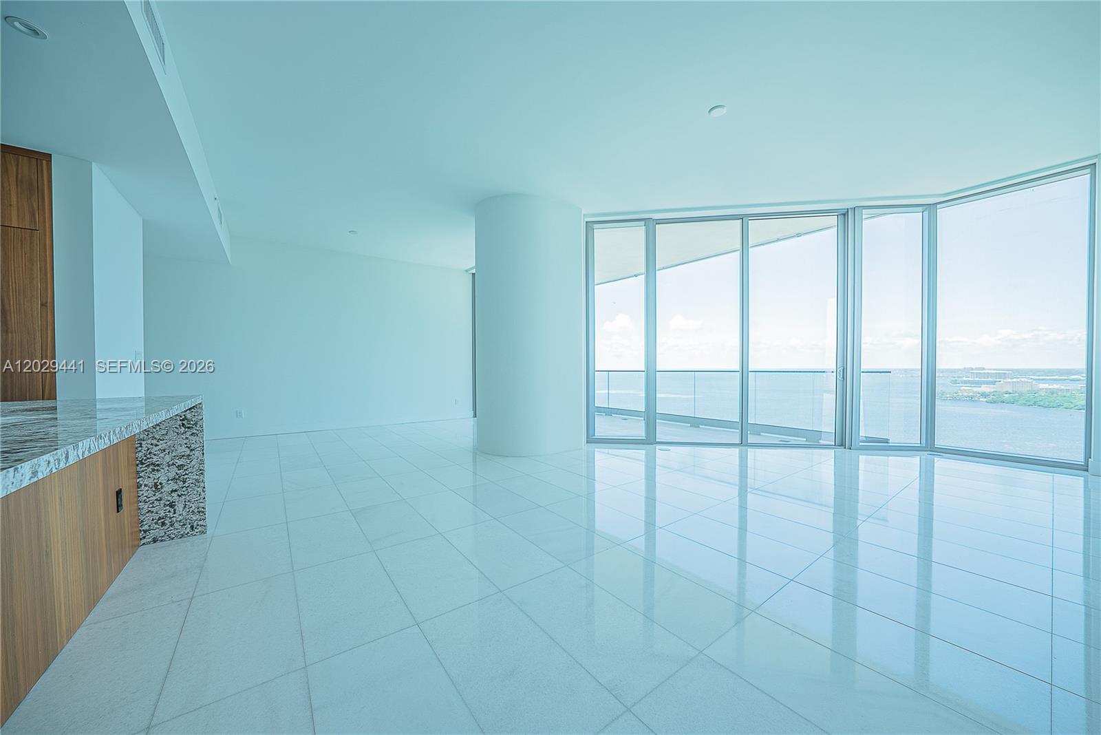 175 Southeast 25th Road, Unit 2103 Miami, FL 33129 - Photo 1 of 27 a bathroom with a bathtub
