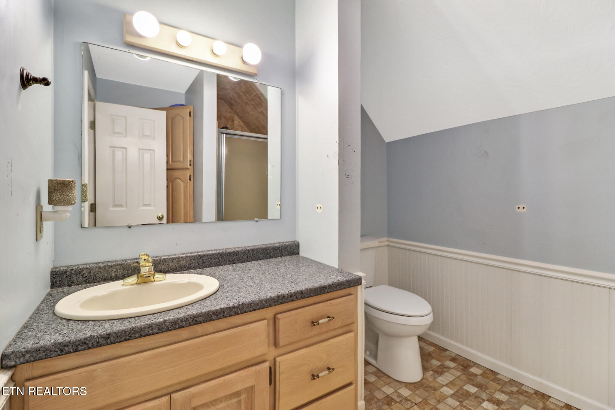 233 Redmon Road Wartburg, TN 37887 - Photo 37 of 45 if1a2002-if1a2006