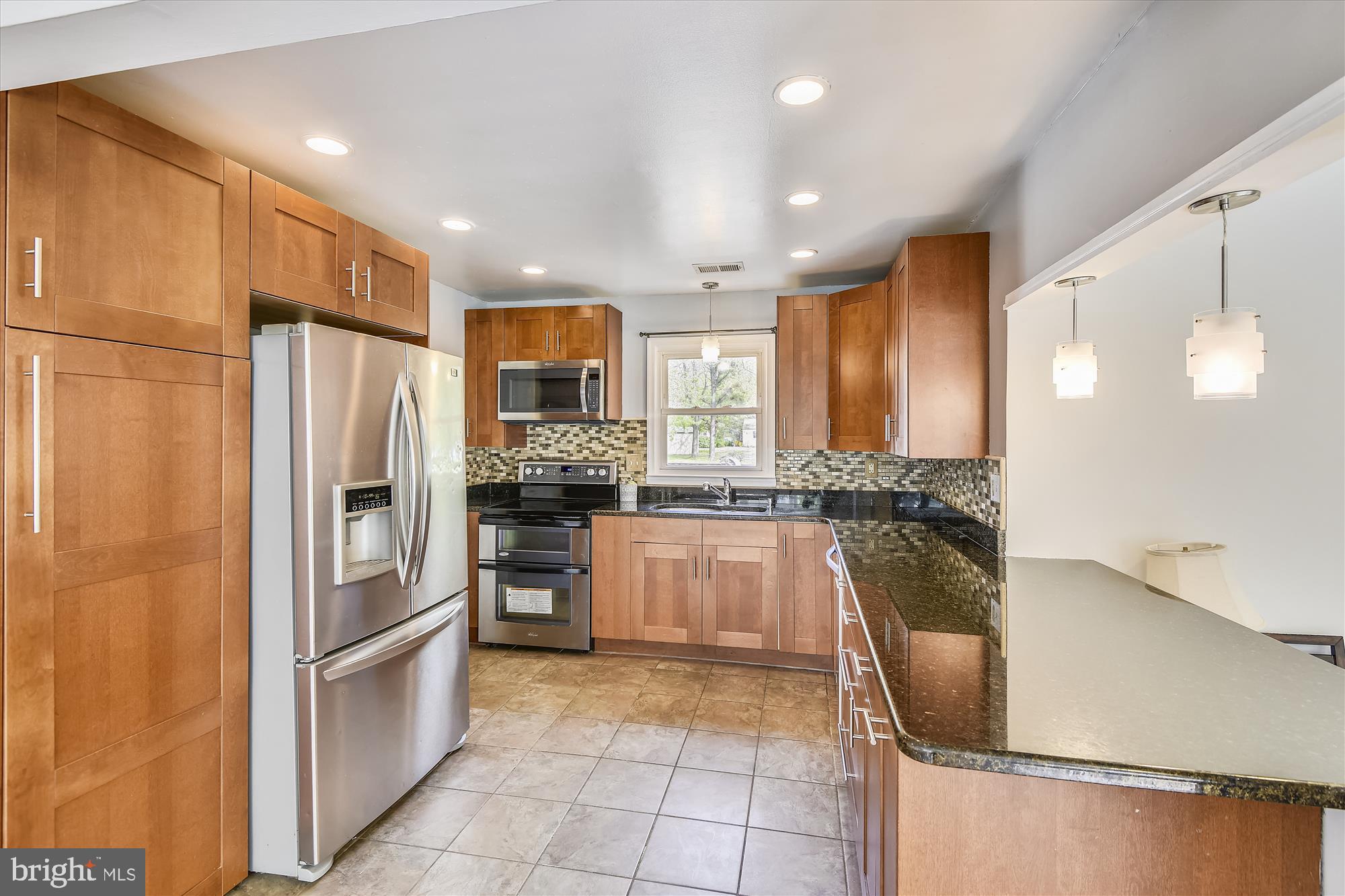 114 Valley View Avenue Edgewater, MD 21037 - Photo 11 of 38 Gallery Image 11