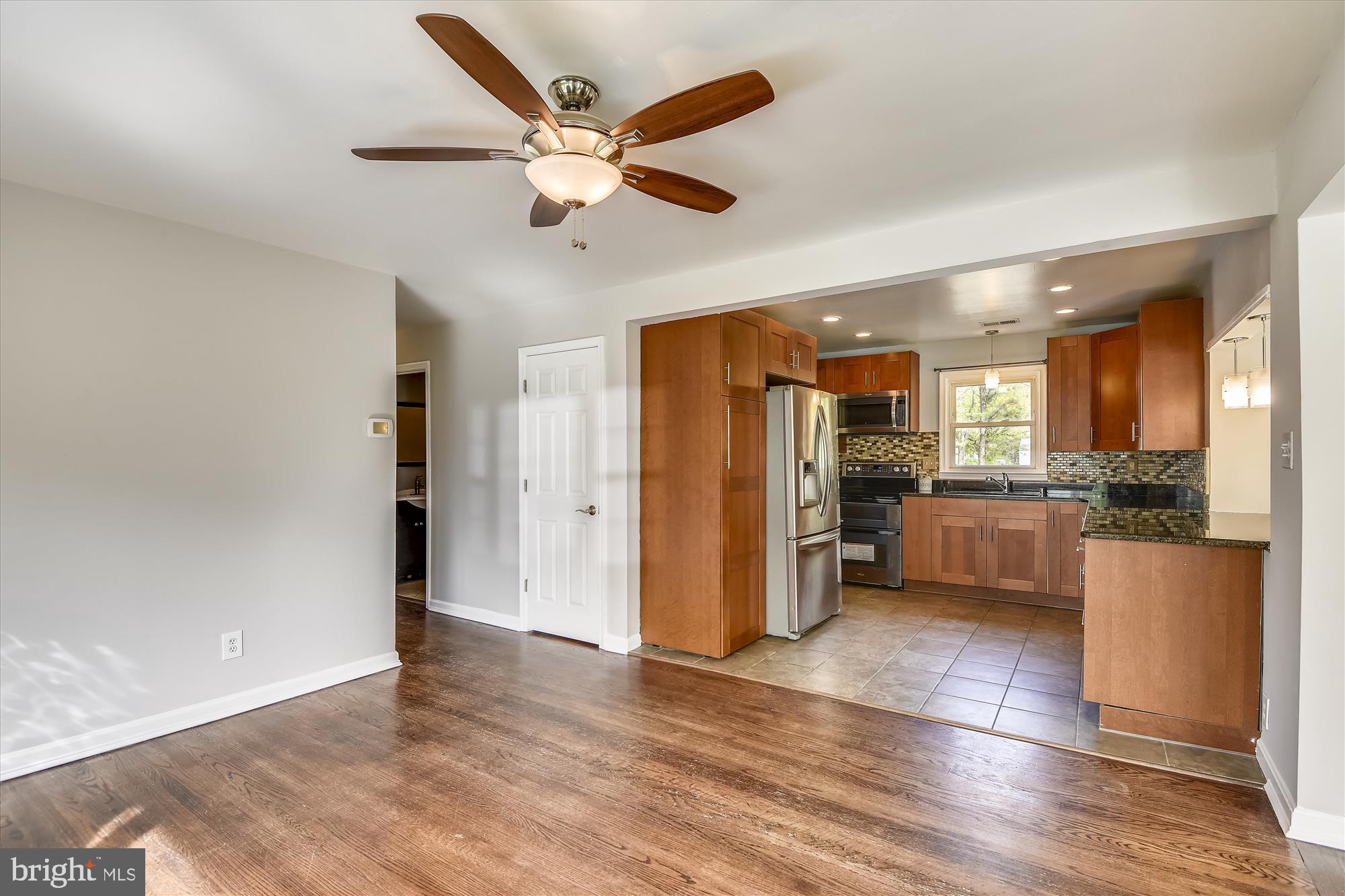 114 Valley View Avenue Edgewater, MD 21037 - Photo 10 of 38 Gallery Image 10