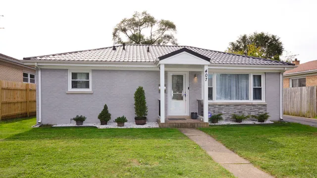 $2,500 | 407 Mors Avenue, Wheeling, IL 60090