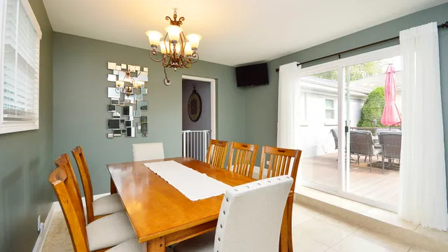 $2,500 | 407 Mors Avenue, Wheeling, IL 60090