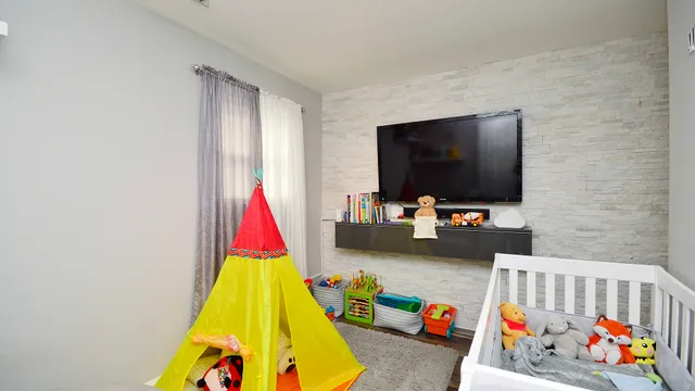 $2,500 | 407 Mors Avenue, Wheeling, IL 60090