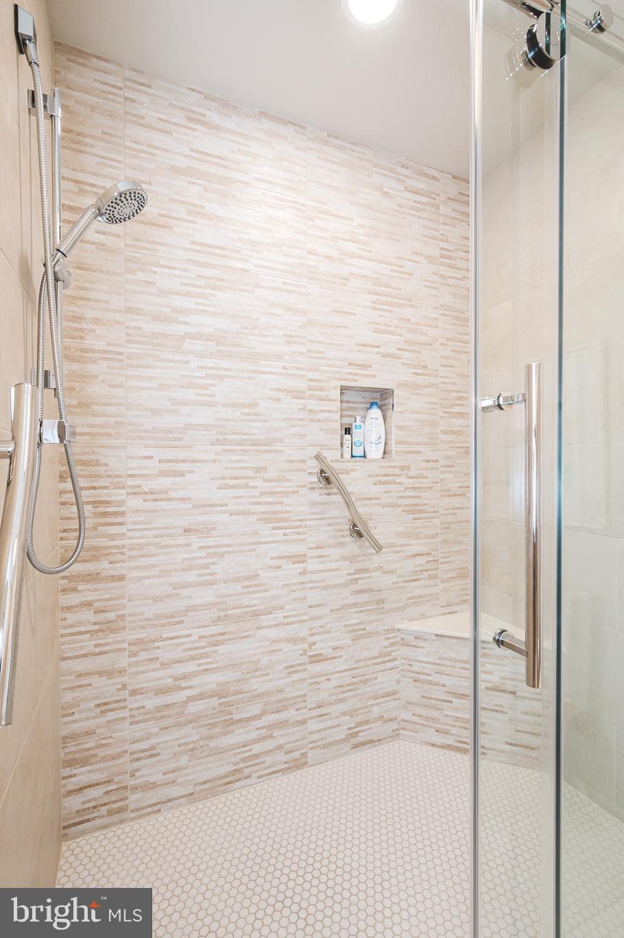 4001 Old Court Road, Unit 218 Baltimore, MD 21208 - Photo 21 of 44