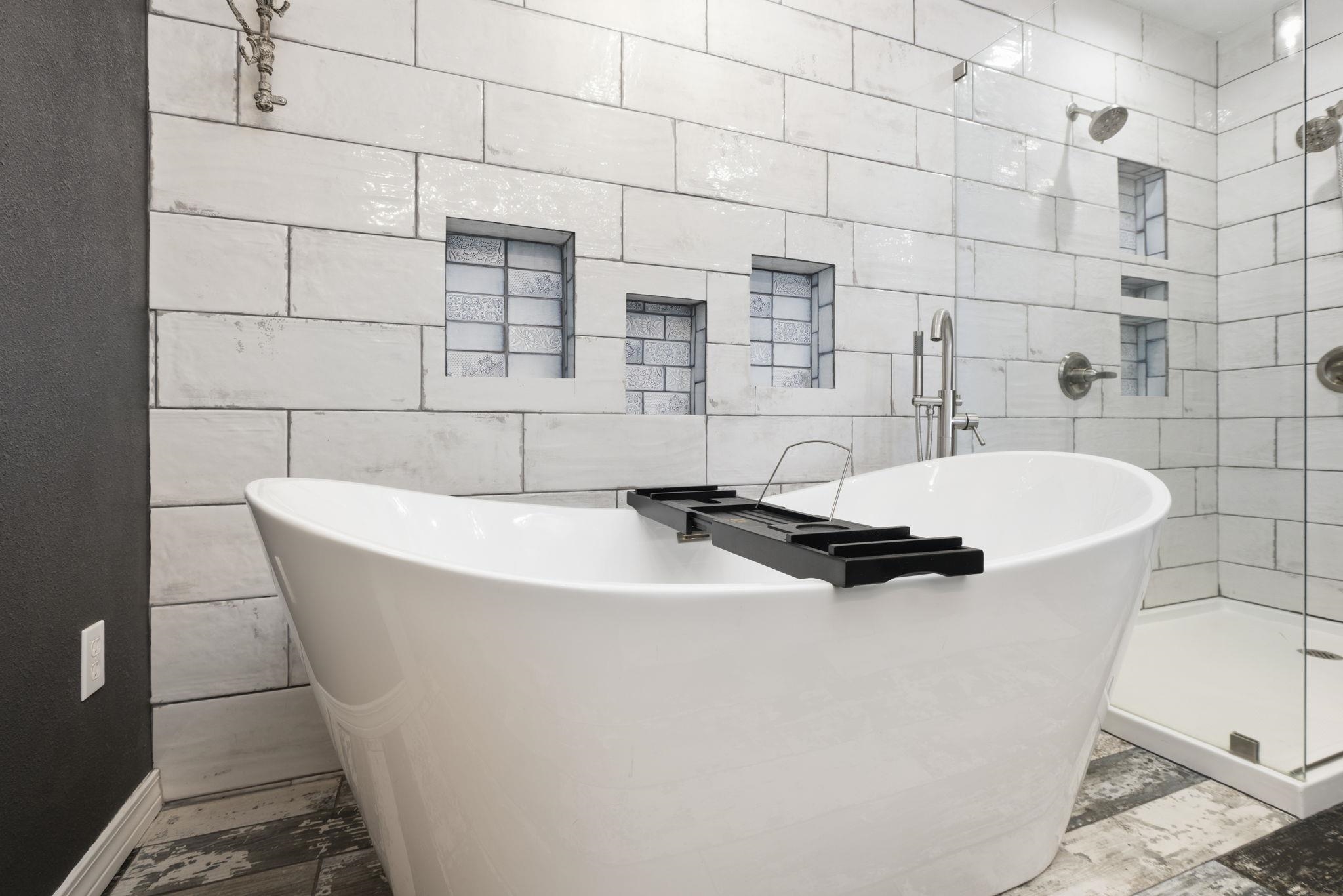 10670 Jeff Hamilton Road Mobile, AL 36695 - Photo 35 of 43 Bathroom