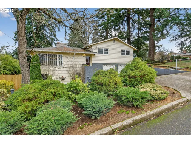 $574,900 | 110 Northeast 130th Place, Portland, OR 97230