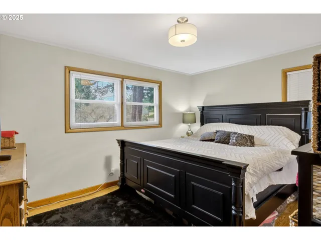 $574,900 | 110 Northeast 130th Place, Portland, OR 97230