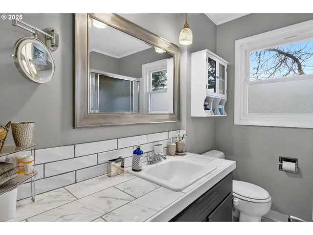 $574,900 | 110 Northeast 130th Place, Portland, OR 97230