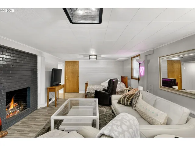 $574,900 | 110 Northeast 130th Place, Portland, OR 97230