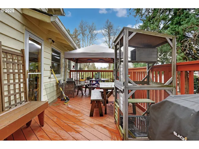 $574,900 | 110 Northeast 130th Place, Portland, OR 97230