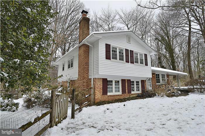 10218 Vale Road Vienna, VA 22181 - Photo 2 of 30 Exterior (General)