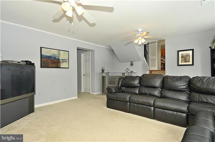 10218 Vale Road Vienna, VA 22181 - Photo 22 of 30 Family Room