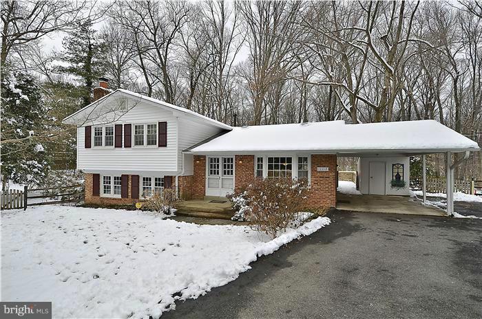 10218 Vale Road Vienna, VA 22181 - Photo 27 of 30 Exterior (Front)
