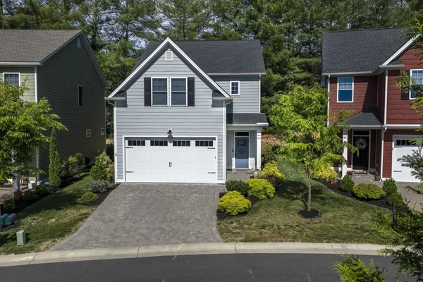 $439,000 | 43 Chamberlain Loop, Lexington, VA 24450