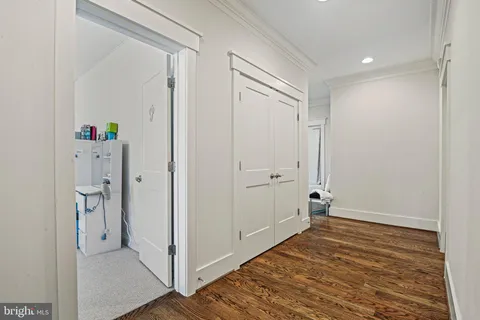 $1,950,000 | 1416 Ross Drive Southwest, Vienna, VA 22180