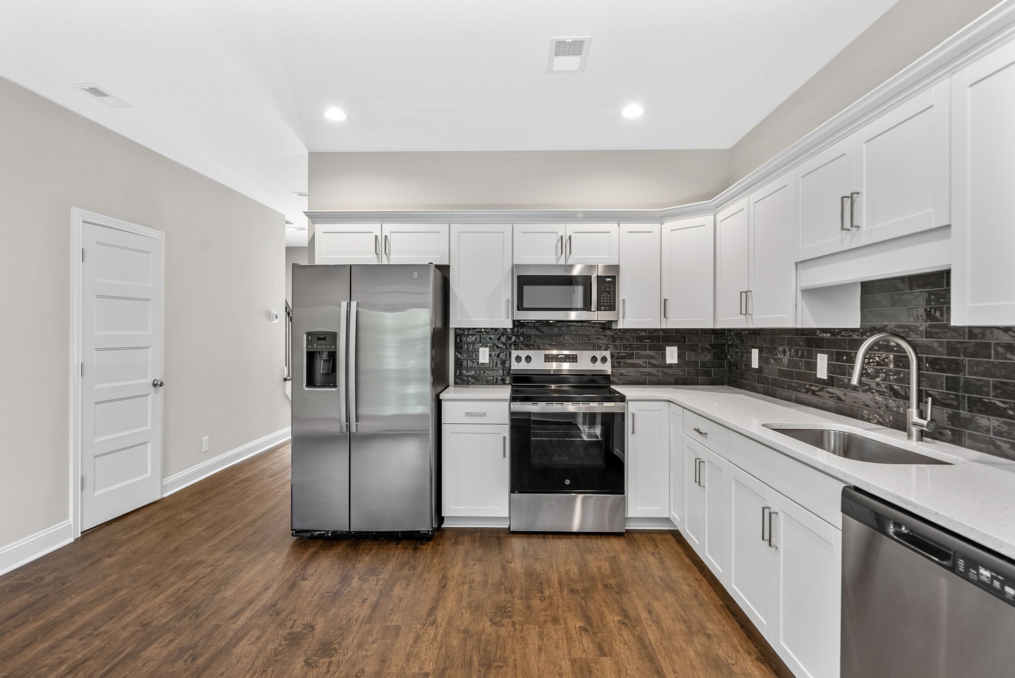 1803 Evans Road, Unit 1 Clarksville, TN 37042 - Photo 9 of 21 Gallery Image 9