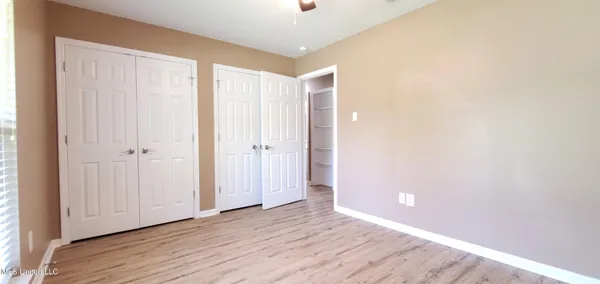 $1,800 | 230 Saratoga Drive, Ocean Springs, MS 39564