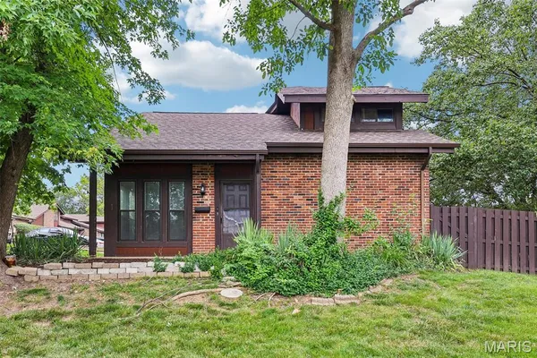 $169,900 | 1031 Tavistock Circle, St. Louis, MO 63129