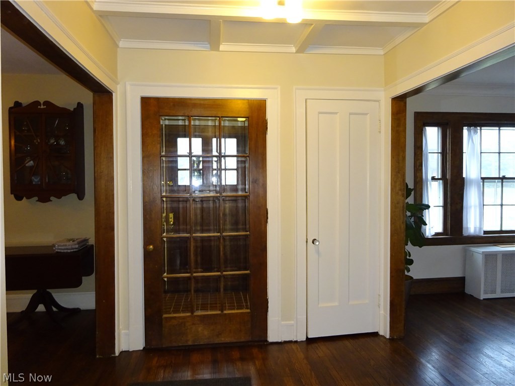 3020 Chadbourne Road Cleveland, OH 44120 - Photo 2 of 22