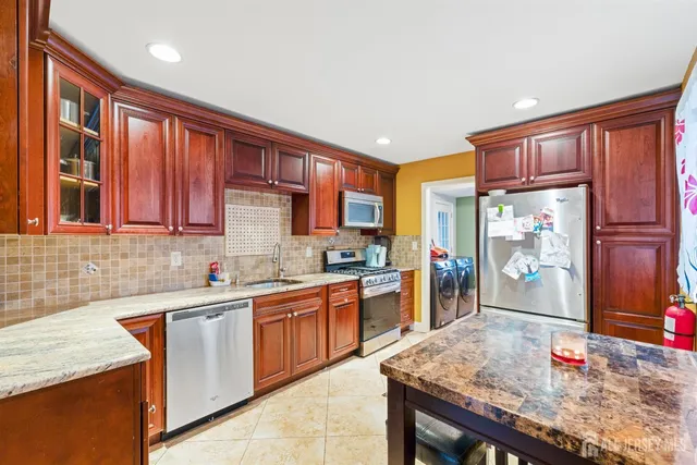 $525,000 | 39 Prospect Avenue, Edison, NJ 08817