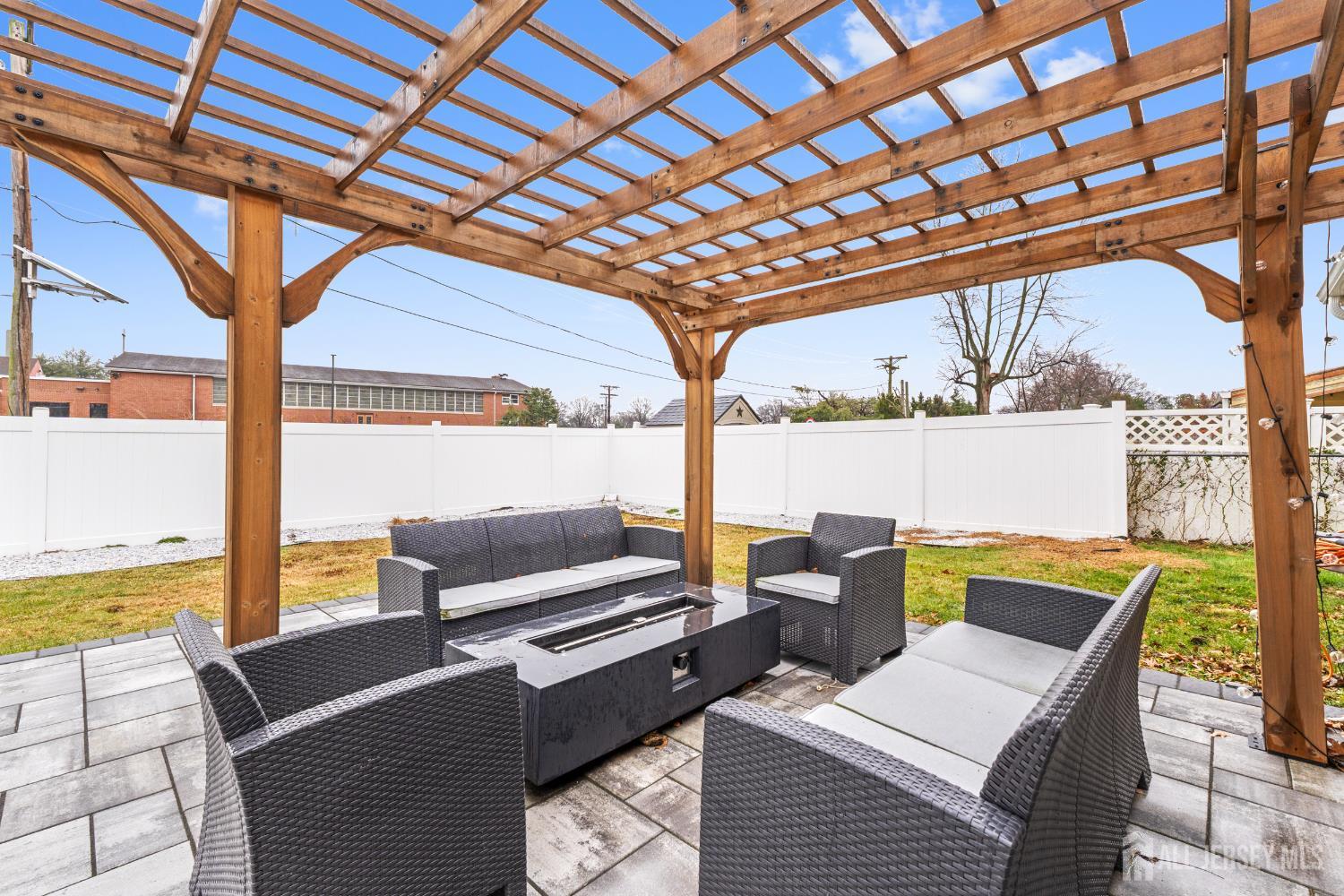 39 Prospect Avenue Edison, NJ 08817 - Photo 29 of 32