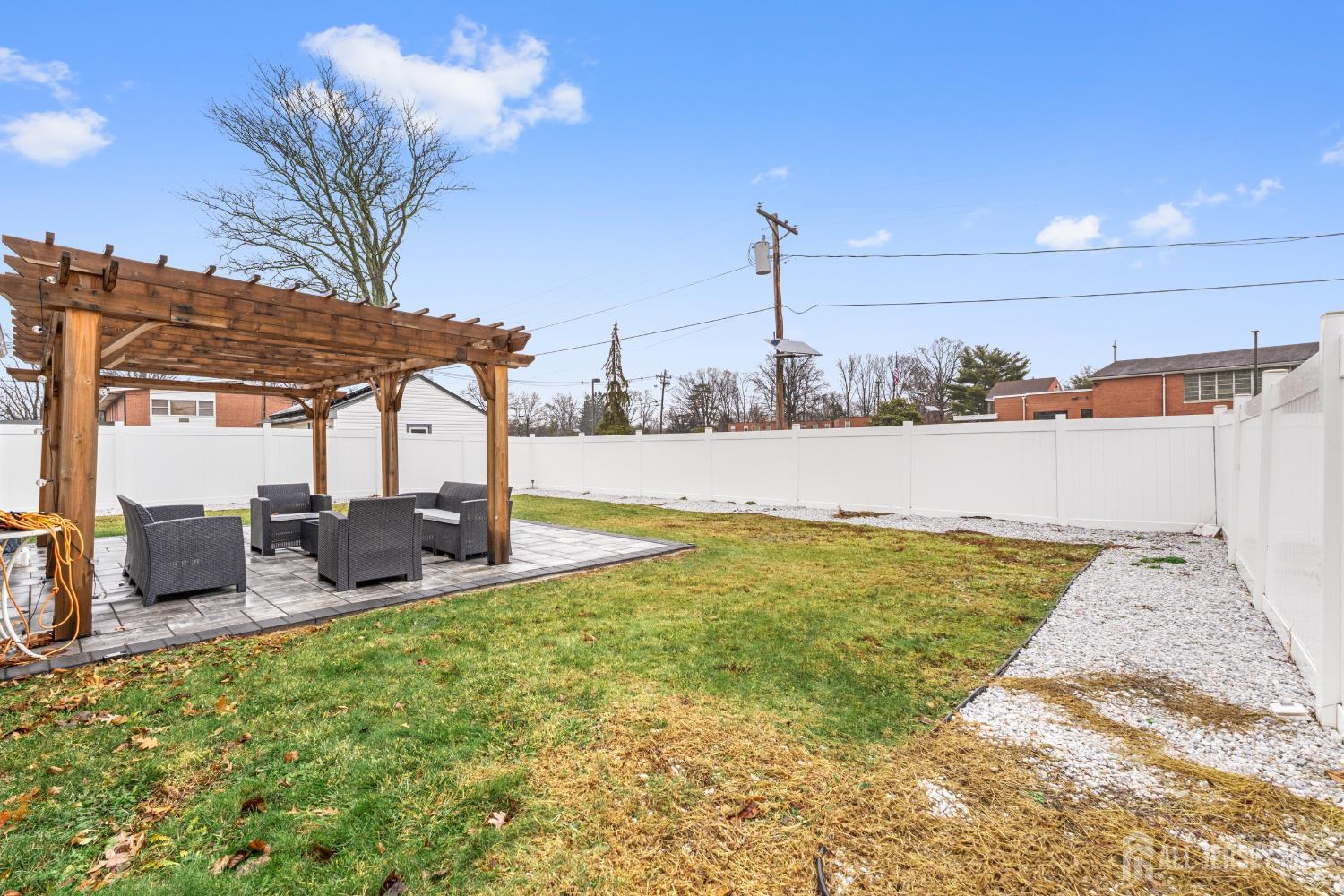 39 Prospect Avenue Edison, NJ 08817 - Photo 31 of 32