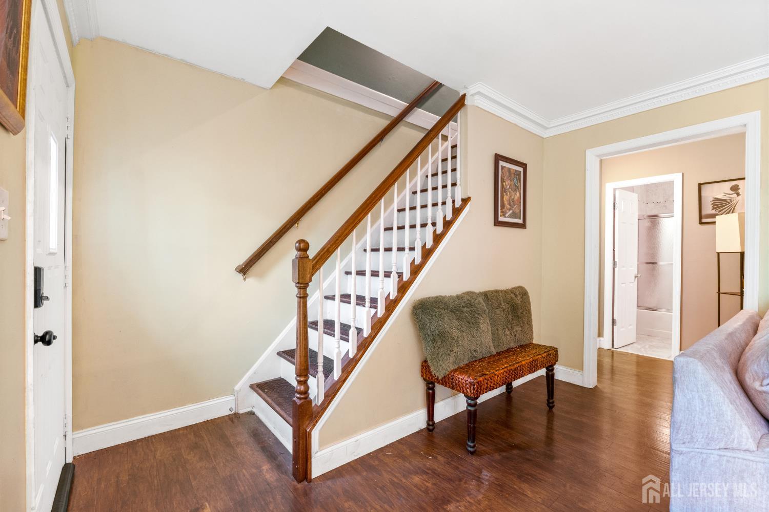 39 Prospect Avenue Edison, NJ 08817 - Photo 6 of 32