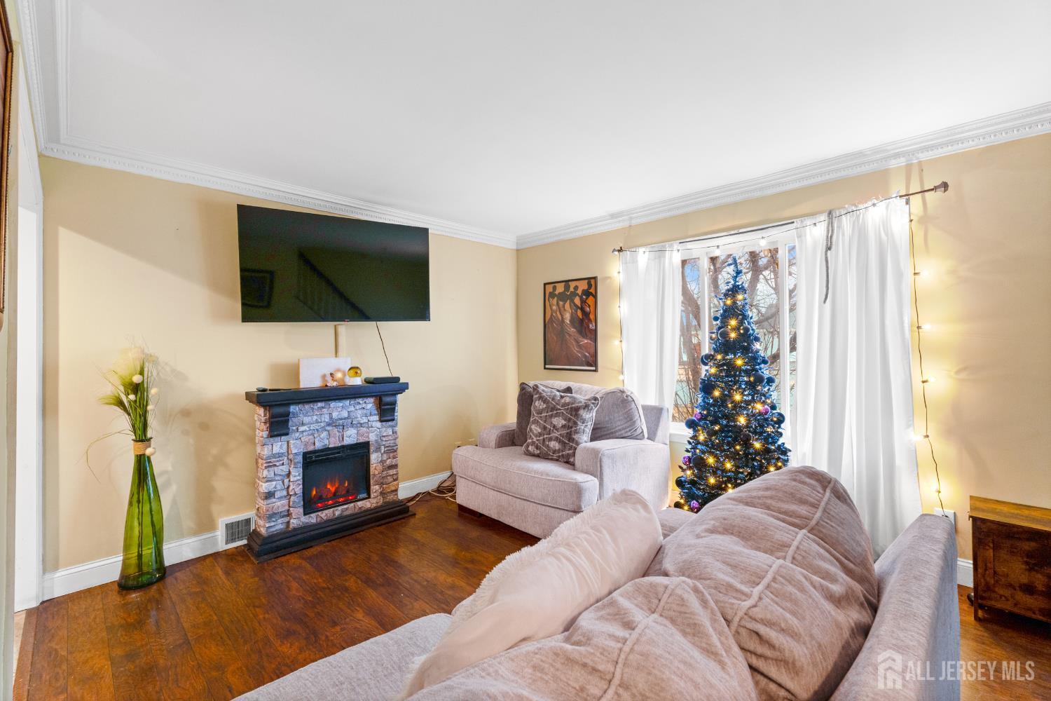 39 Prospect Avenue Edison, NJ 08817 - Photo 9 of 32