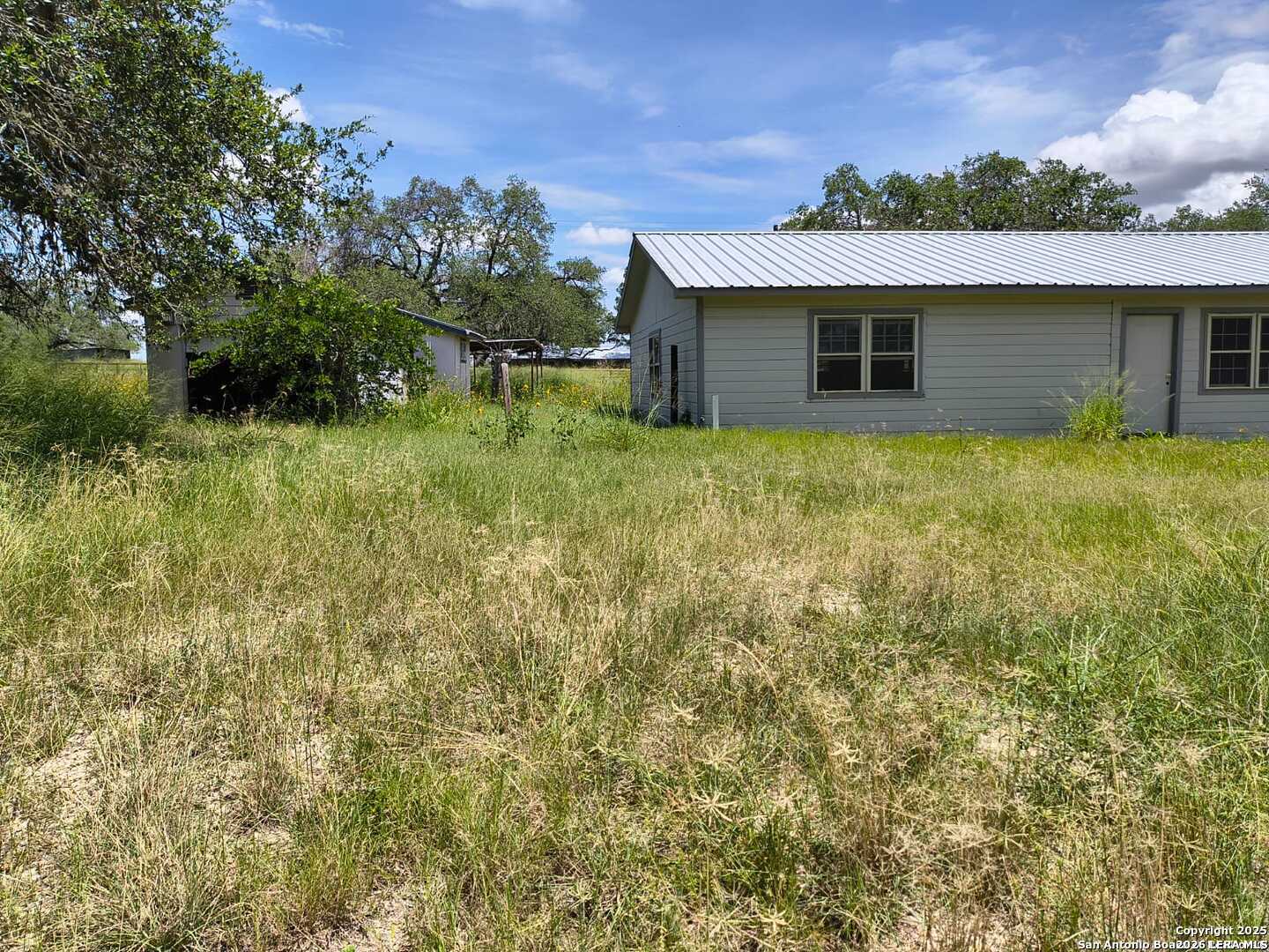 82 Lance Lane Poteet, TX 78065 - Photo 2 of 4