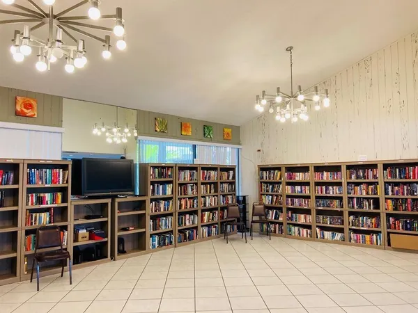 $2,300 | 2112 South Cypress Bend Drive, Unit 203, Pompano Beach, FL 33069