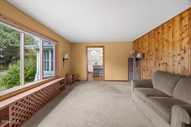 $2,300 | 2415 West Old State Road, Schenectady, NY 12306