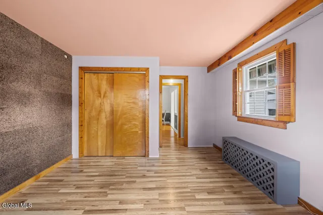 $2,300 | 2415 West Old State Road, Schenectady, NY 12306