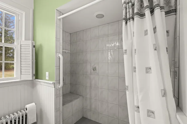 $2,300 | 2415 West Old State Road, Schenectady, NY 12306